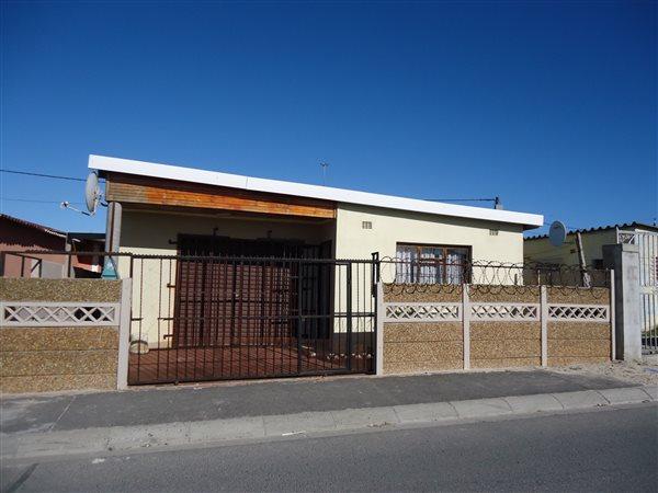 3 Bedroom Property for Sale in Sabata Dalindyebo Square Western Cape